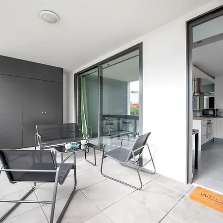 Апартаменты T3 Terrasse + Parking - Proche Aeroport Et Meet Бланьяк