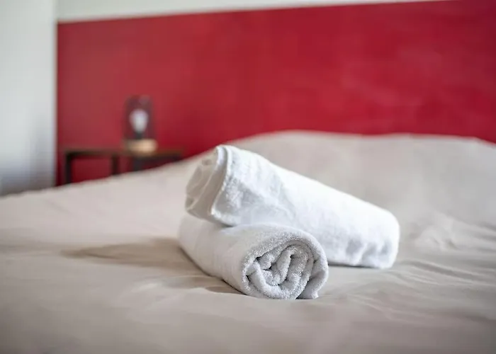 T3 Terrasse + Parking - Proche Aeroport Et Meet Lejlighed